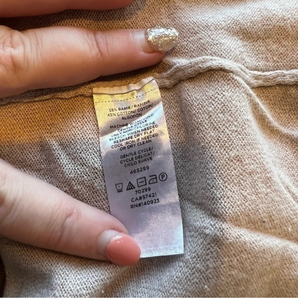 LOFT | Light Pinkish Cream‎ Loft Cardigan | Size XXSP | Excellent Condition - Picture 4 of 5